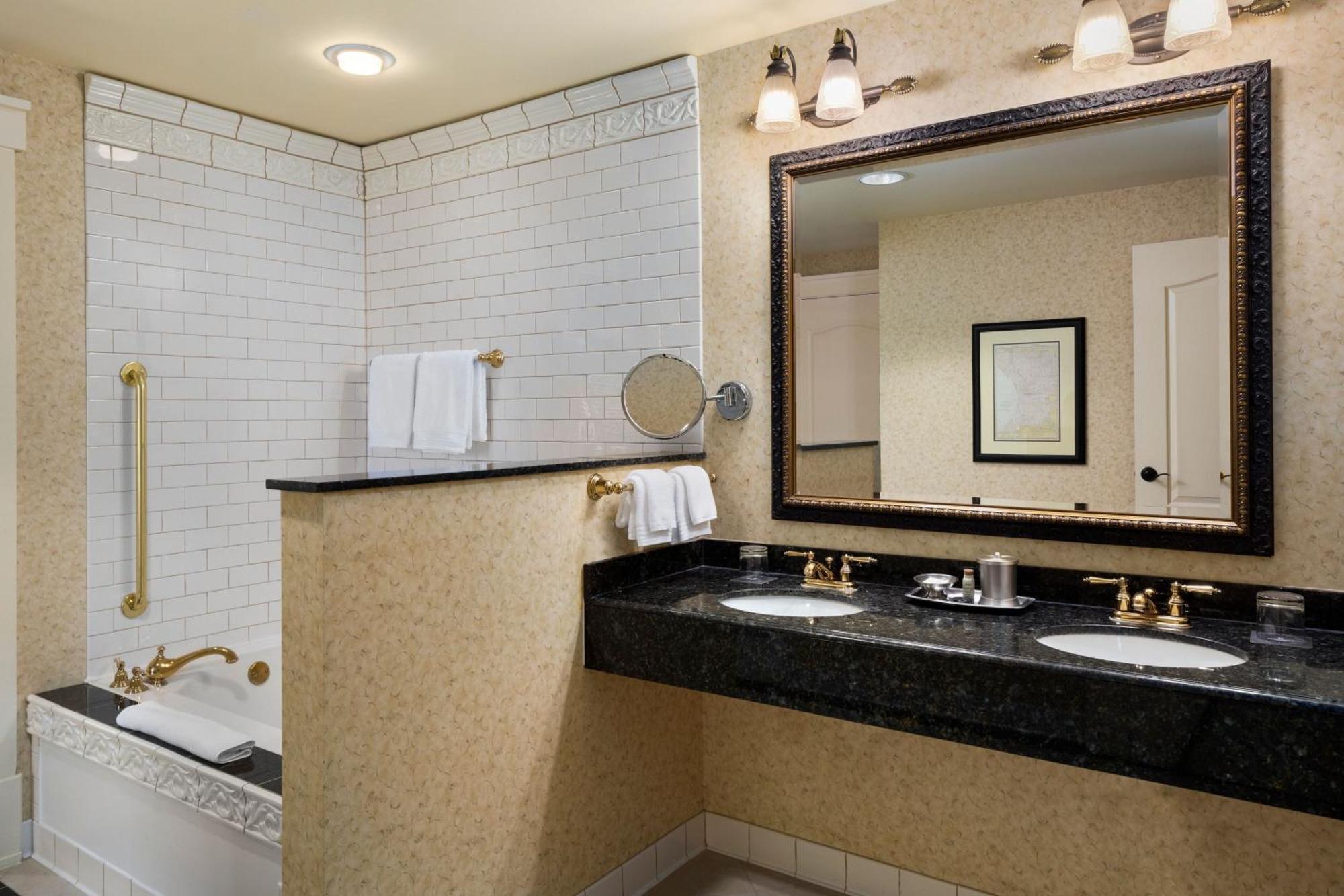 Hotel Renaissance Hotel, The Depot Minneapolis