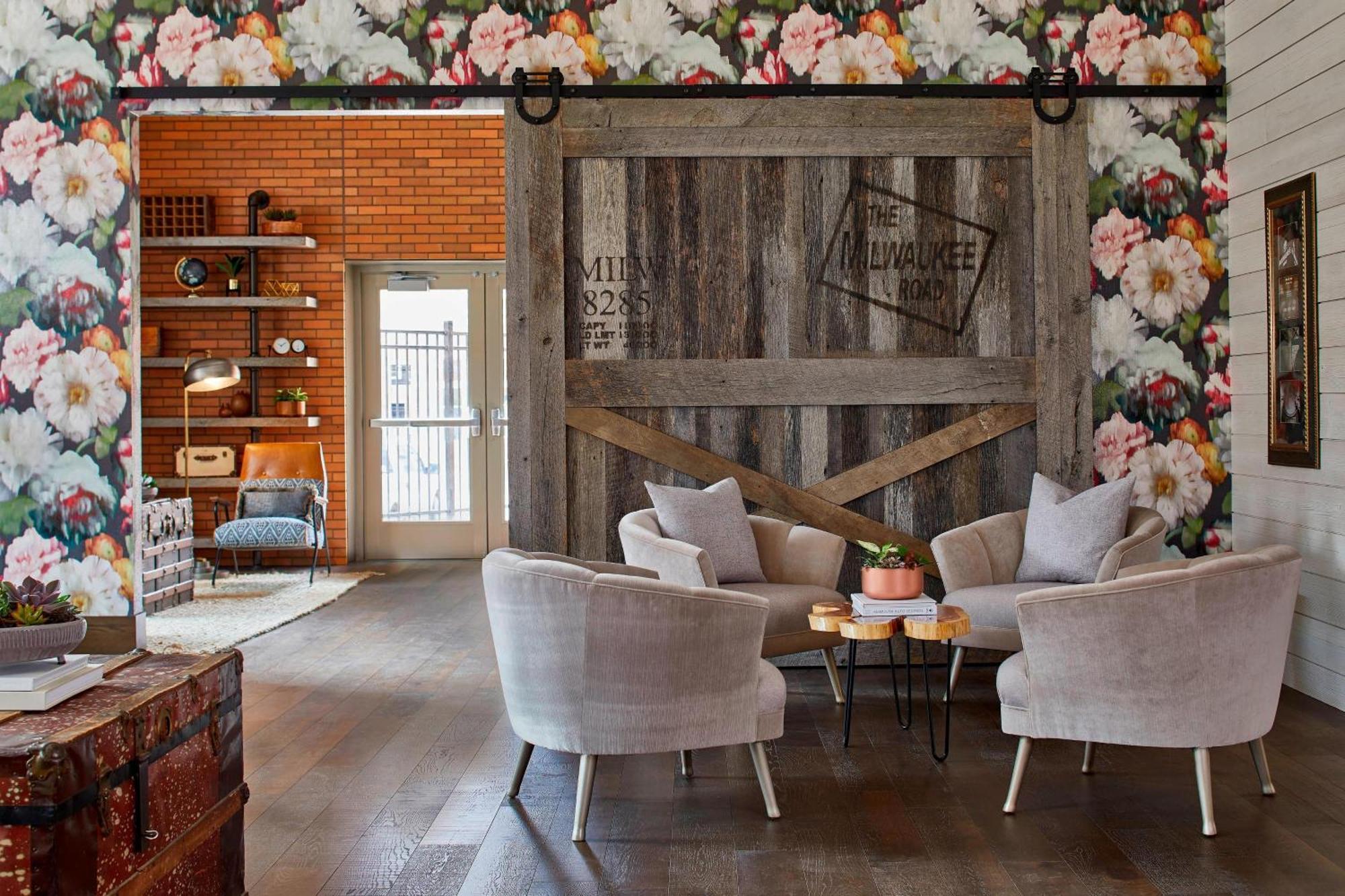 Renaissance Hotel, The Depot 4*