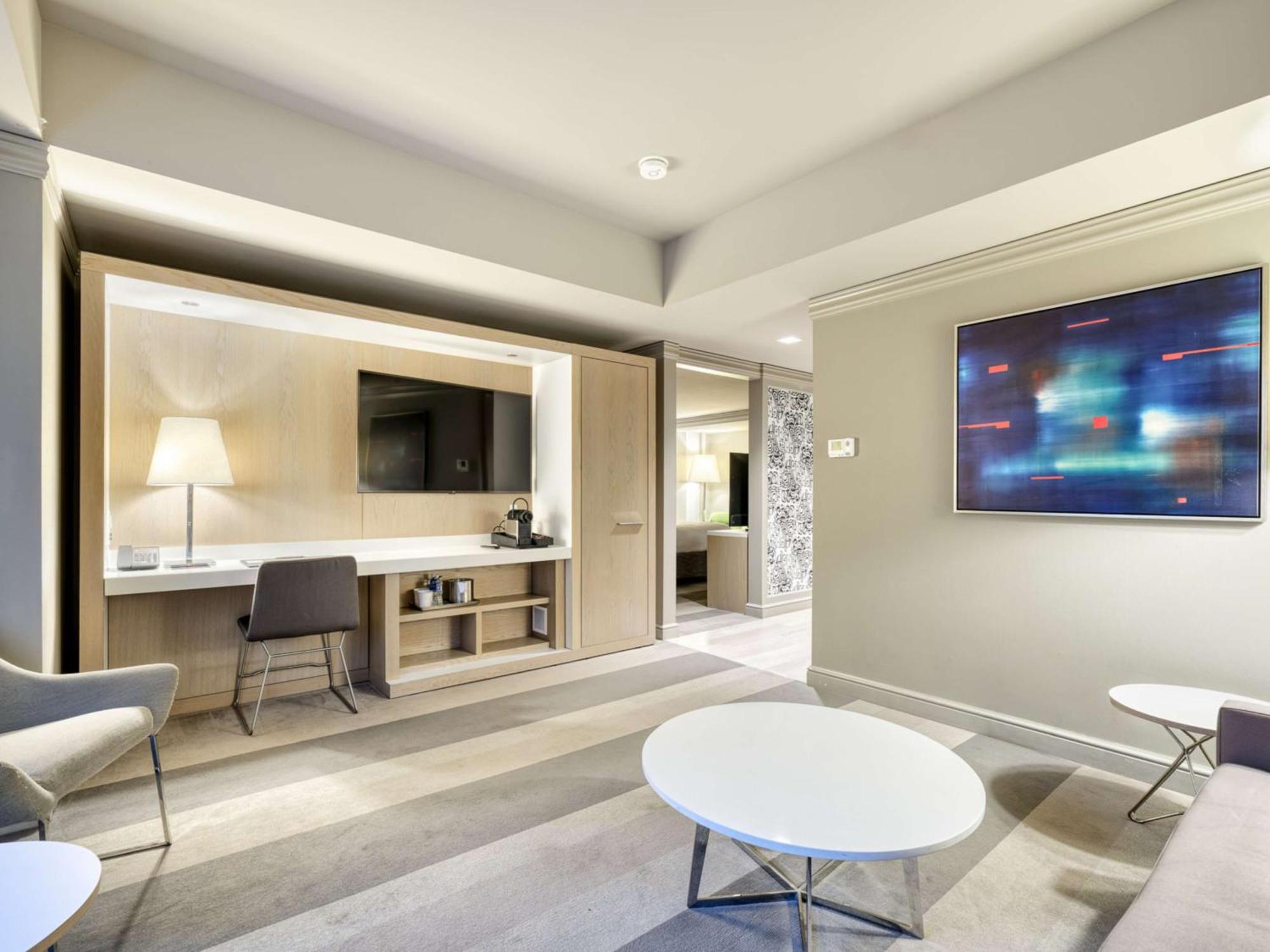 The Royal Sonesta Downtown 5* Minneapolis