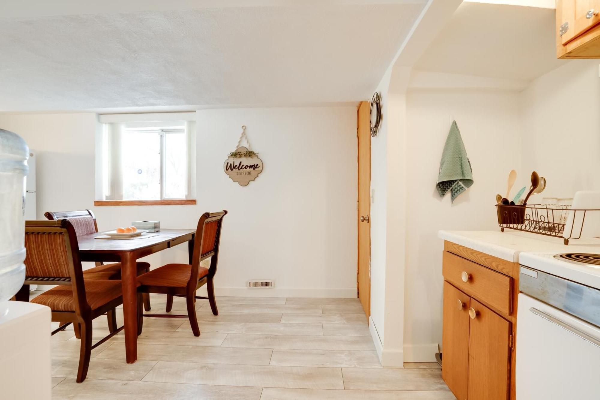 Pet-friendly Near Shops And Dining! *