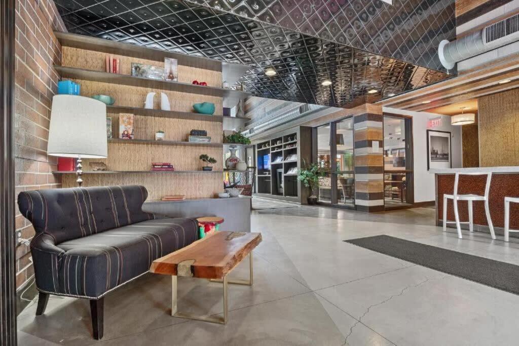 Cozysuites Mill District With Pool, Gym # 09 Apartamento