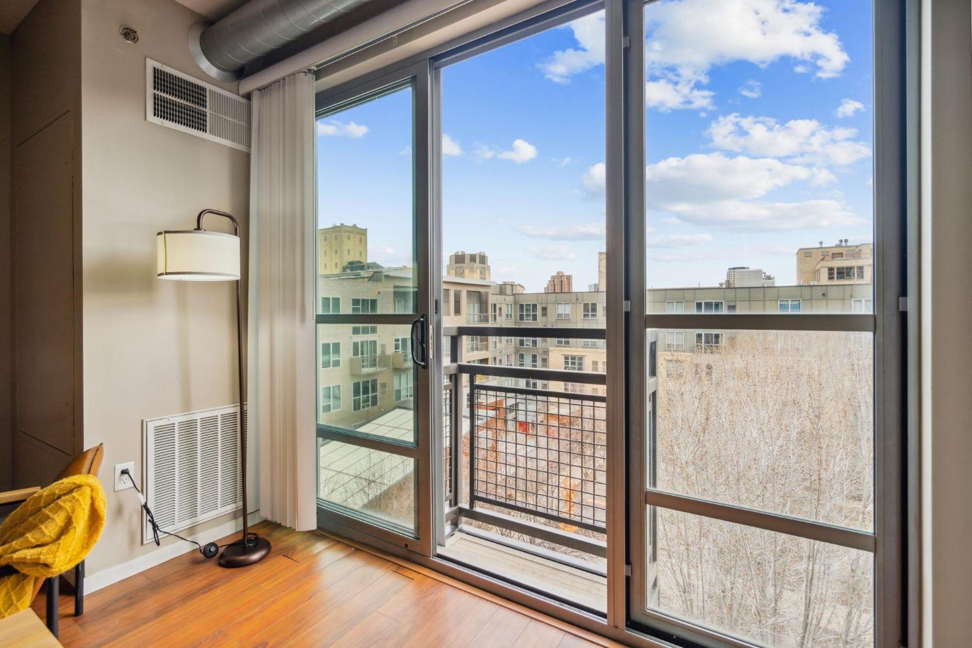 Cozysuites Mill District With Pool, Gym # 09 Apartamento