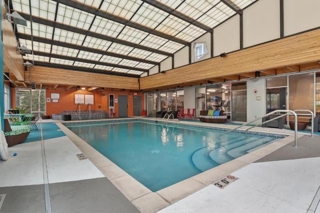Cozysuites Mill District With Pool, Gym #03 *