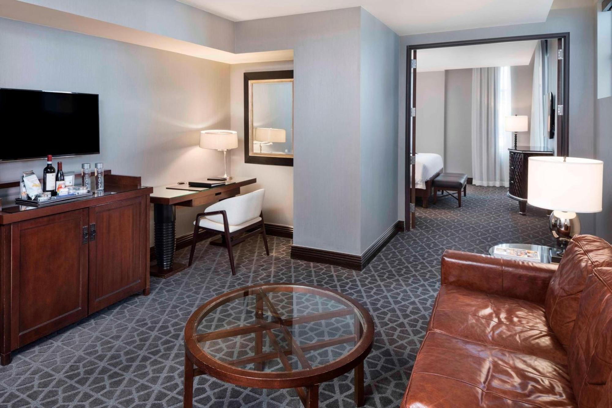 Ivy, A Luxury Collection Hotel, Hotel 4*