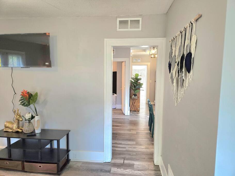 Yomi Sage Abode * Minneapolis