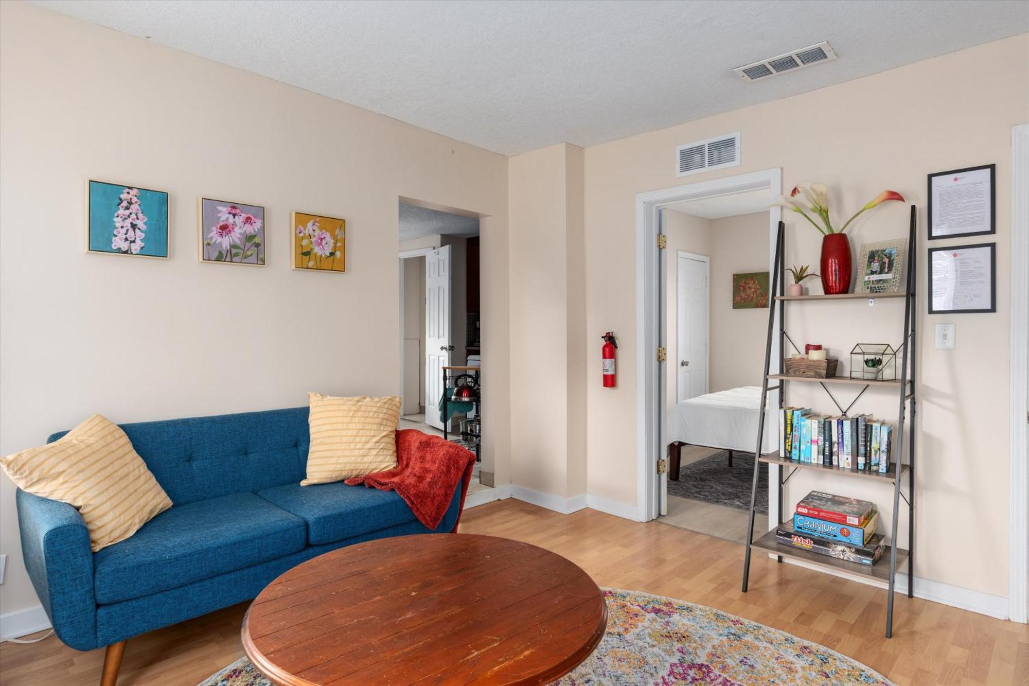 Tulip House - Quiet 10 Minutes From Downtown * Minneapolis