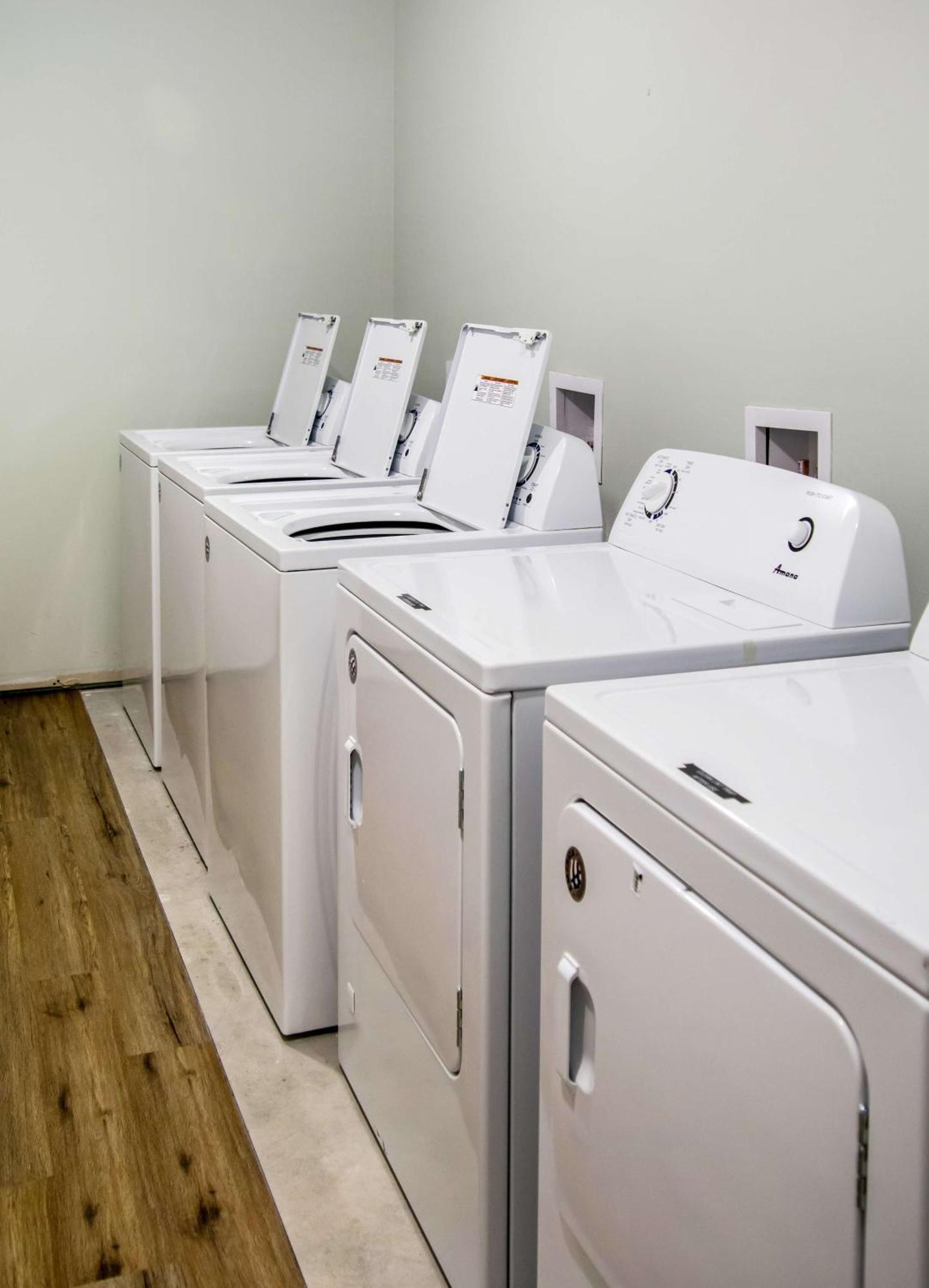 Apartment Work And Live In The Twin Cities - We Connect *