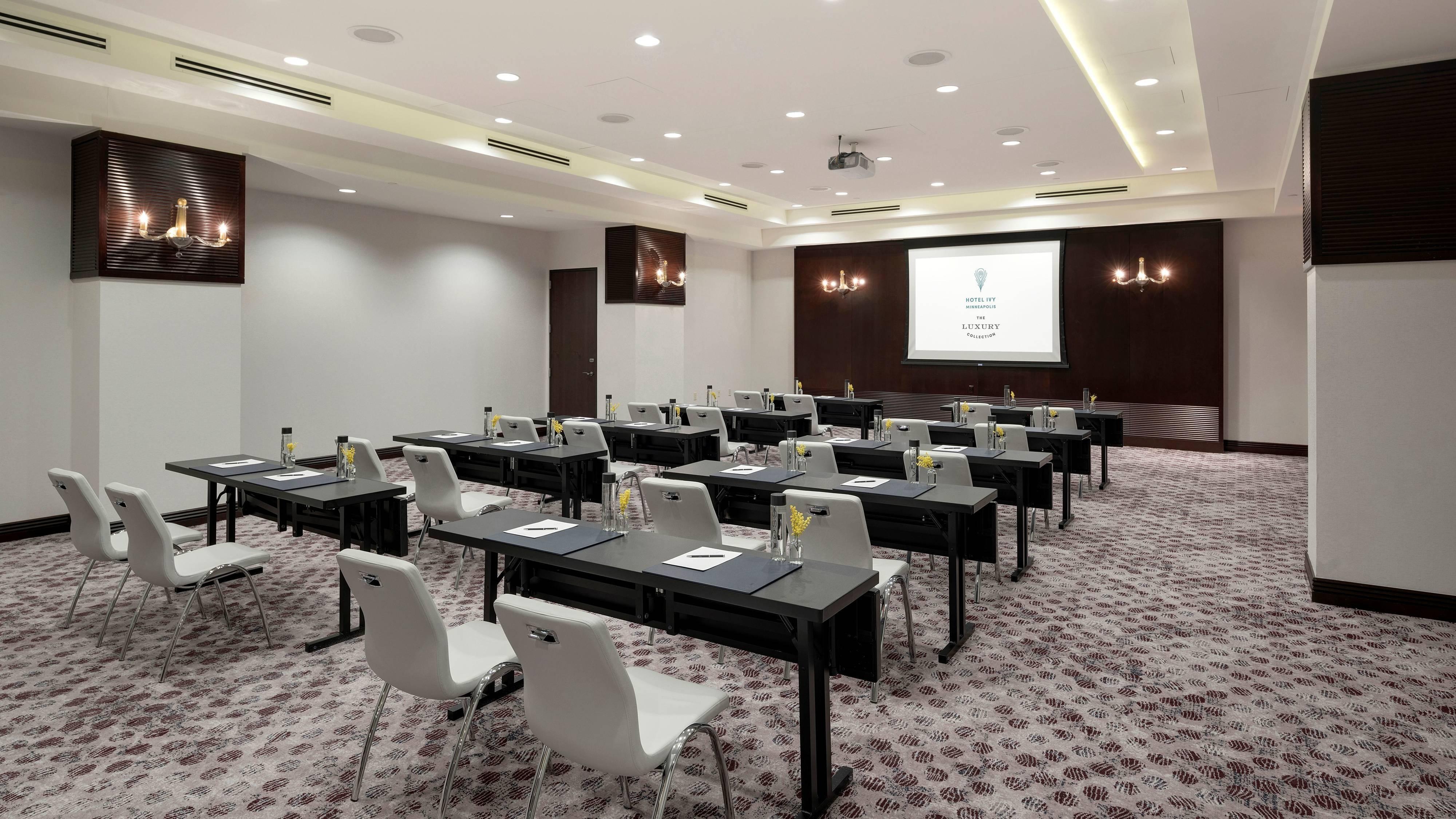 Ivy, A Luxury Collection Hotel, 4*