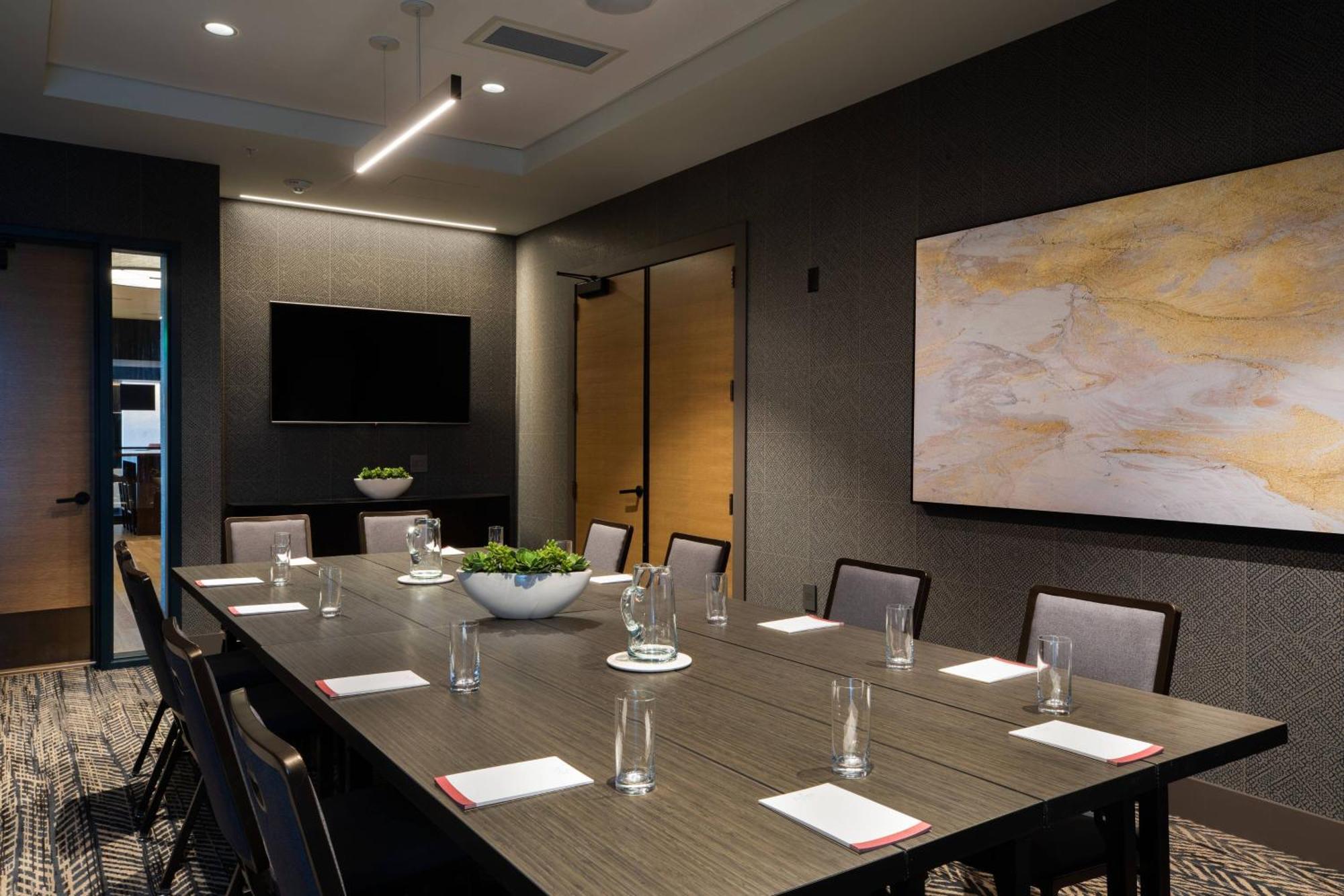 Elliot Park Hotel, Autograph Collection Hotel Minneapolis