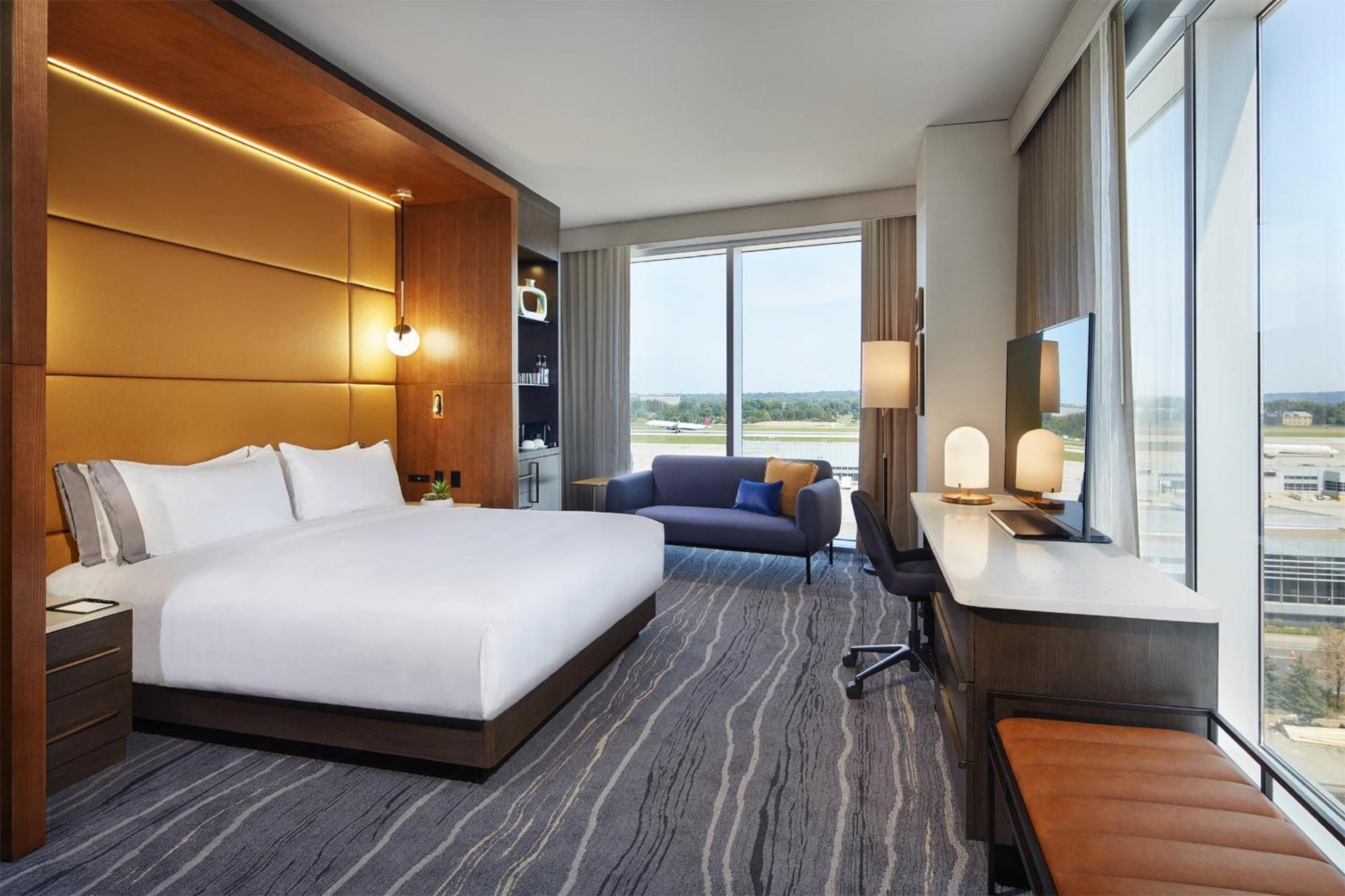 Intercontinental - St. Paul Airport By Ihg Hotel 3*