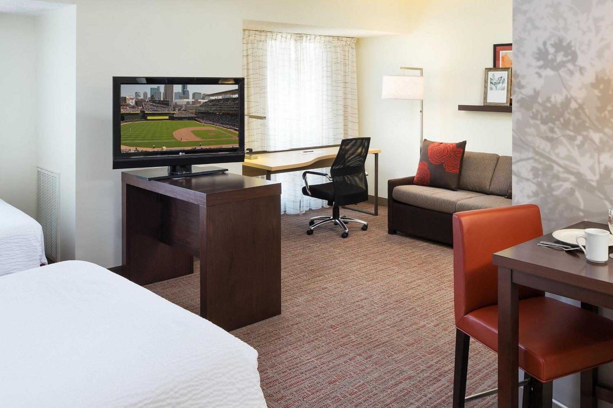 Hotel Downtown/city Center