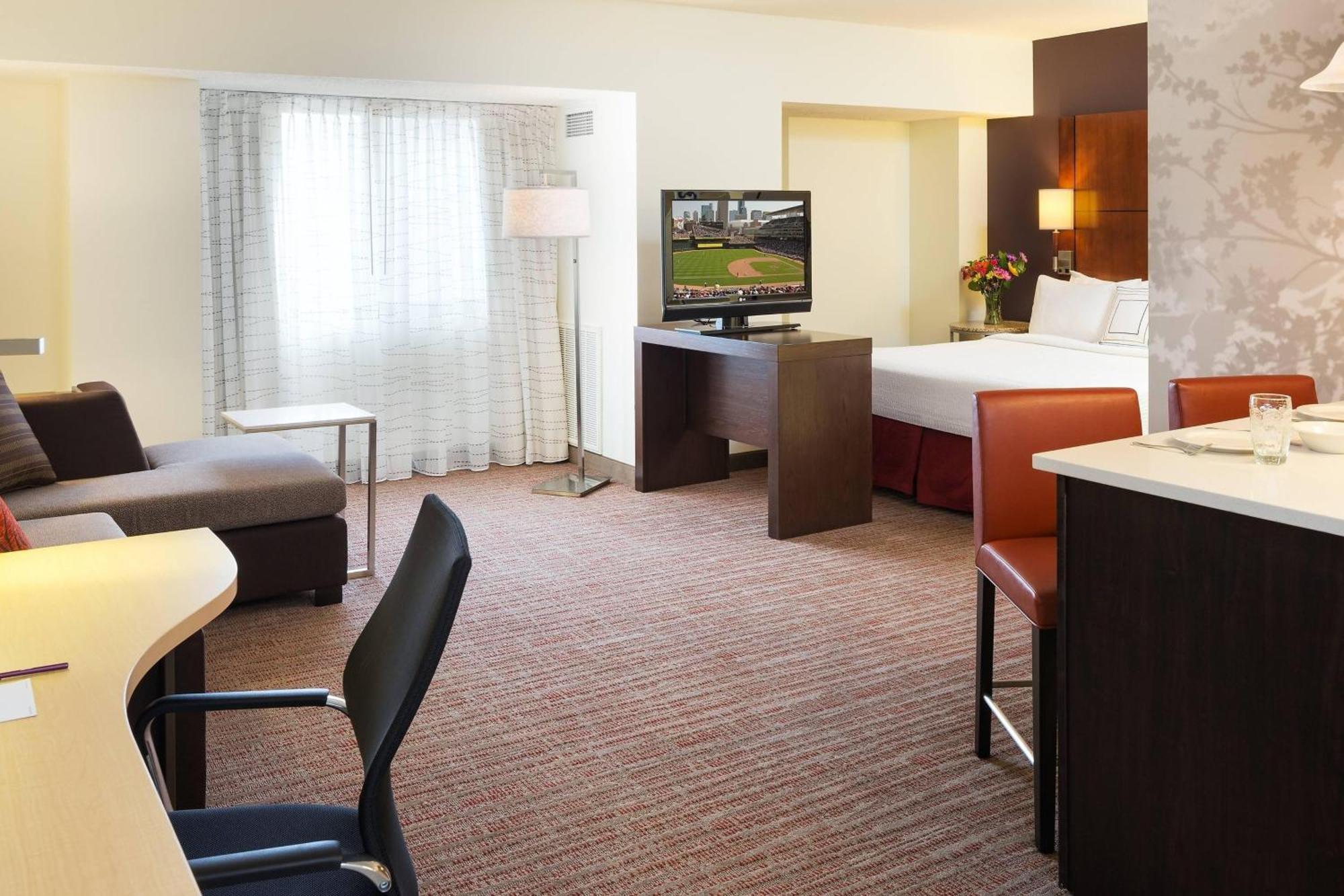 Downtown/city Center 4* Minneapolis