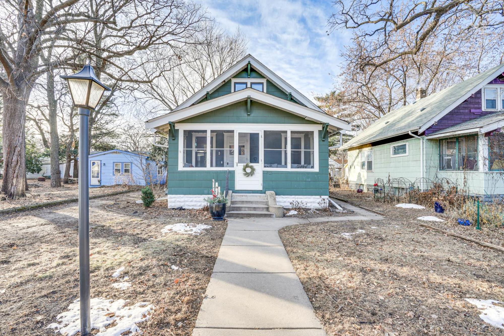 Walk To And Nokomis Home! Holiday home Minneapolis