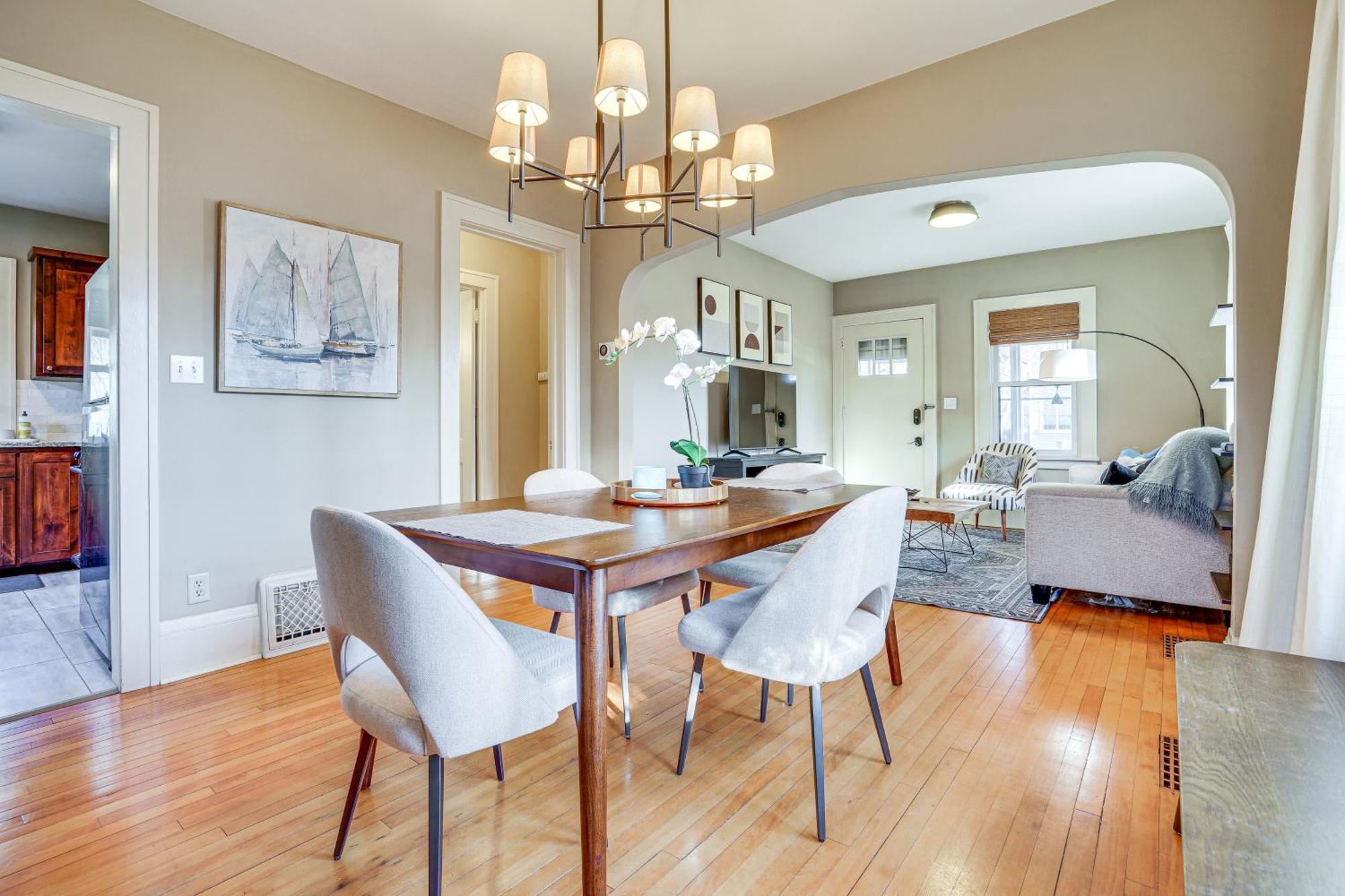 Walk To And Nokomis Home! Holiday home Minneapolis
