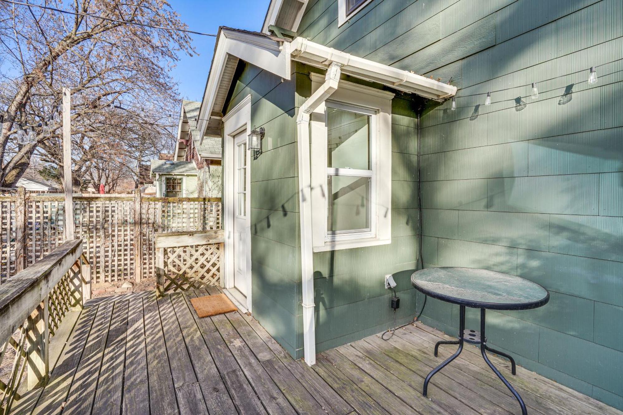 Walk To And Nokomis Home! Holiday home Minneapolis