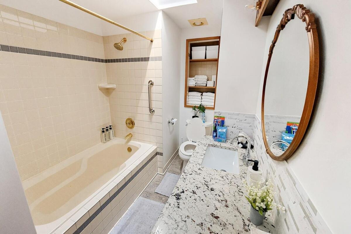 South Tangletown Charm Holiday home Minneapolis