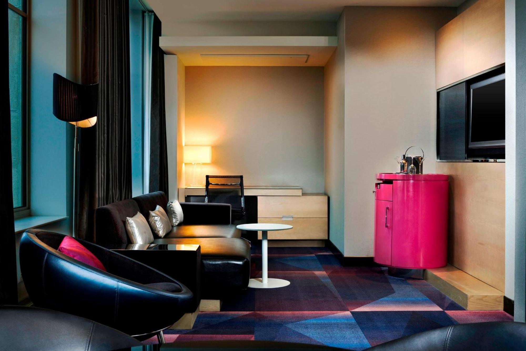 W - The Foshay Minneapolis