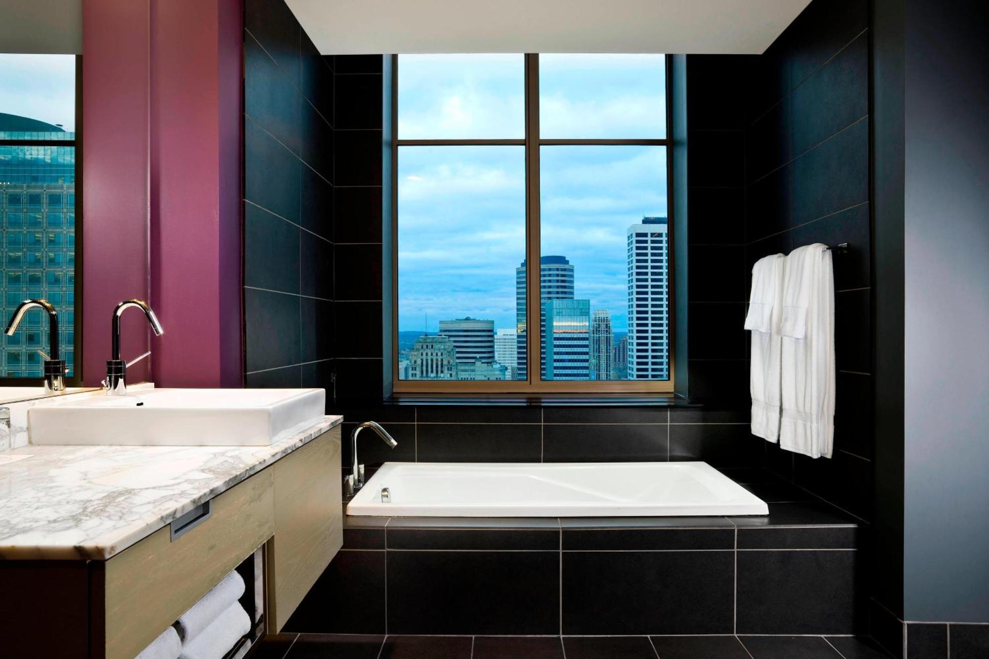 W - The Foshay Hotel Minneapolis