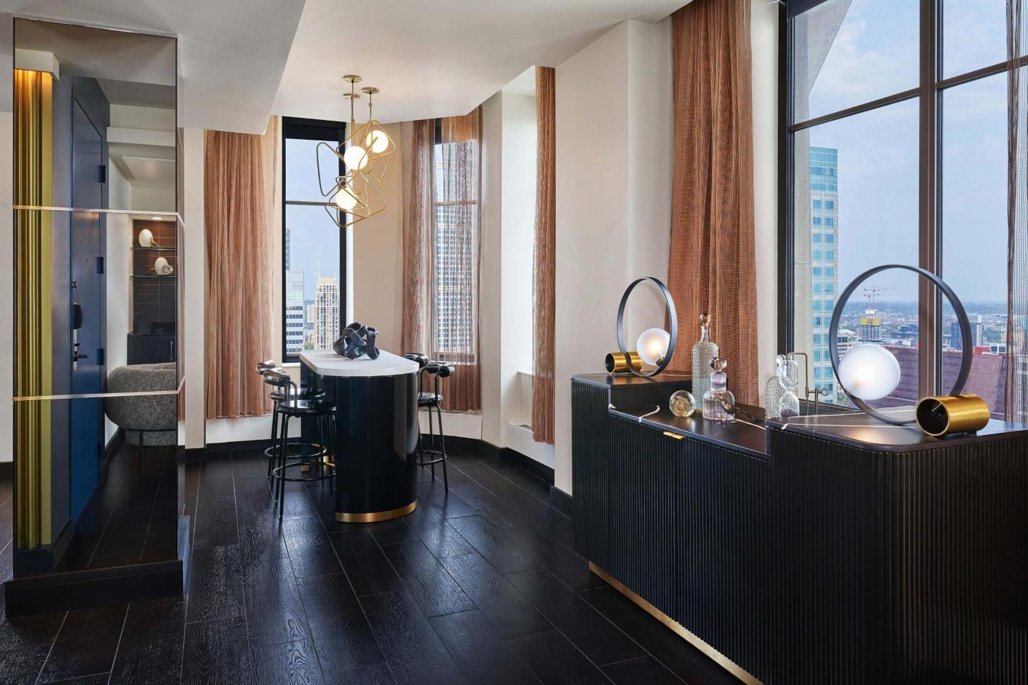 Hotel W - The Foshay