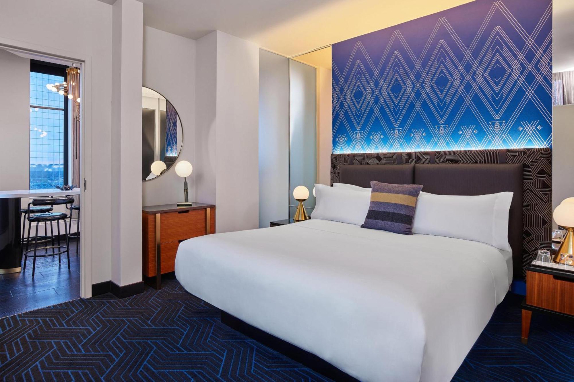 W - The Foshay Hotel