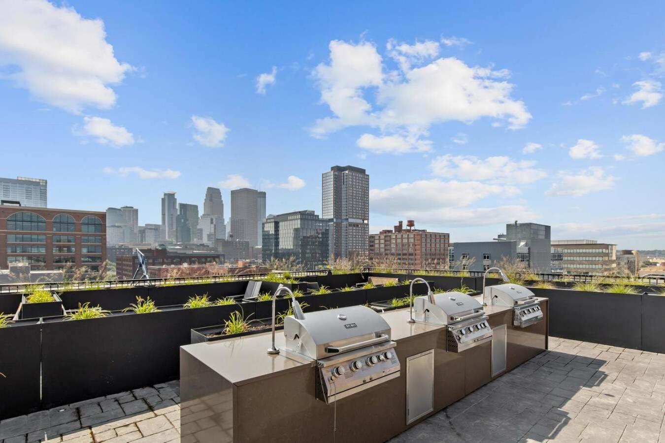 Cozysuites Nlg With Pool Bowling Alley Sauna #30 * Minneapolis