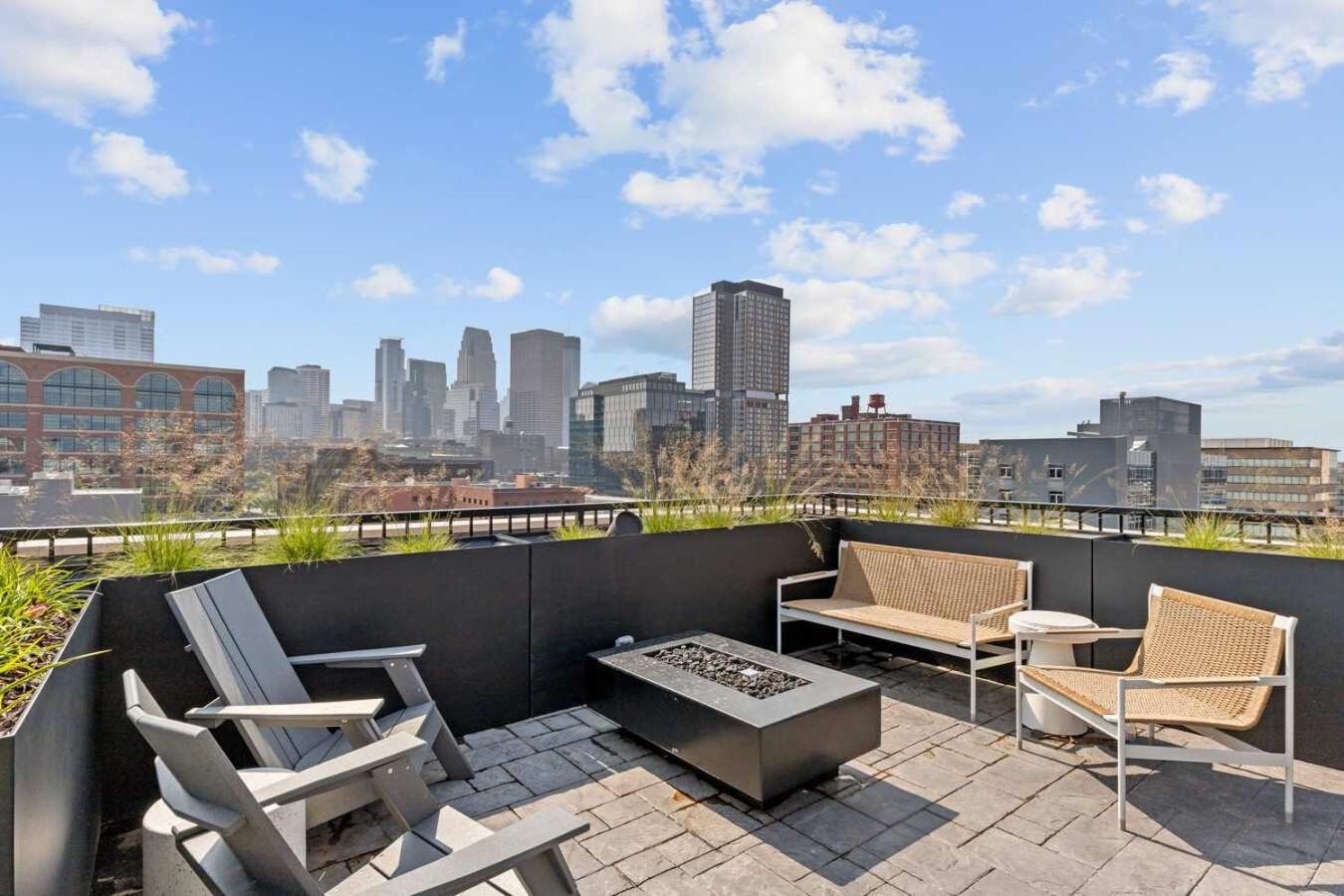 Cozysuites Nlg With Pool Bowling Alley Sauna #11 Apartment Minneapolis