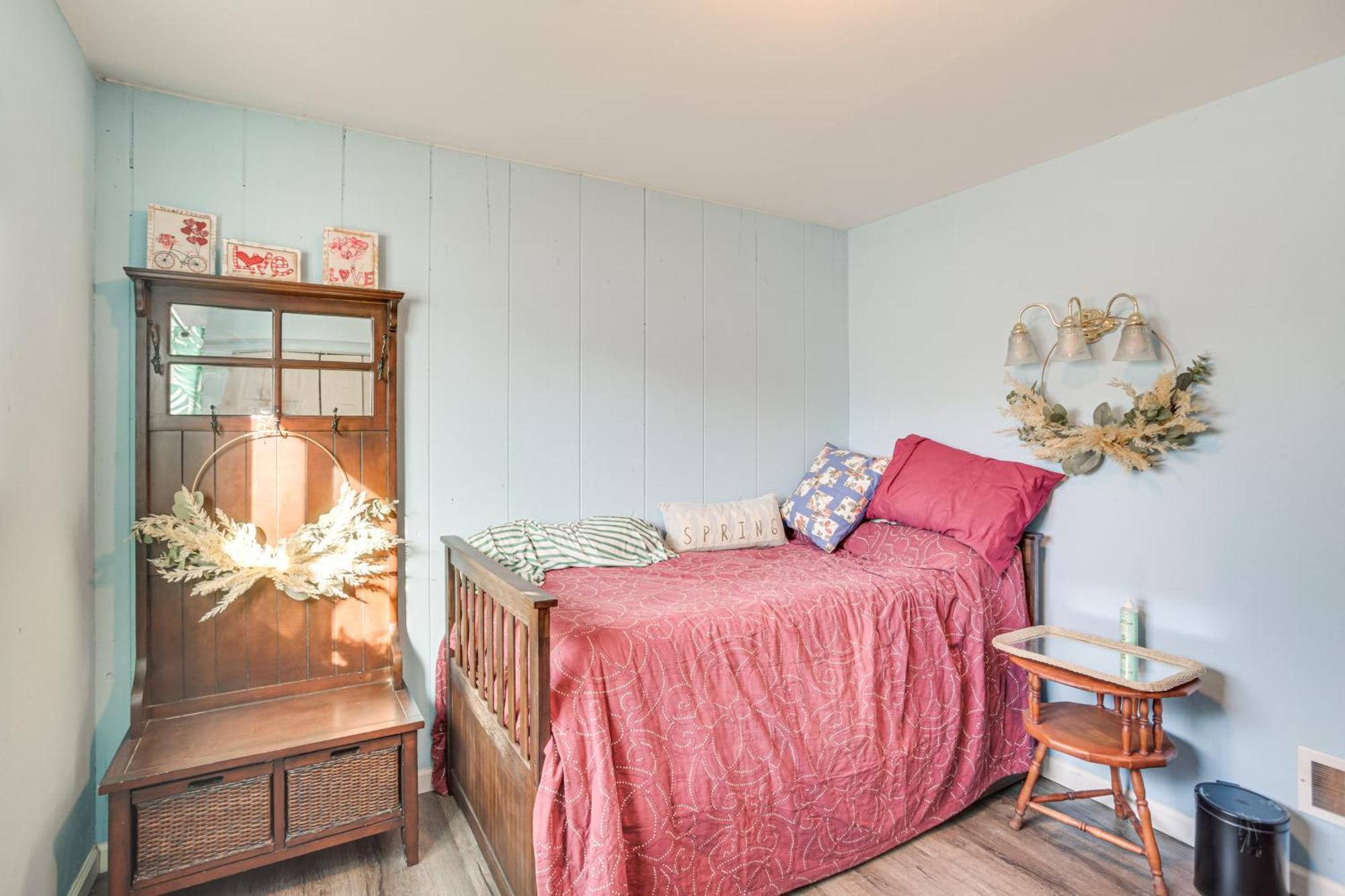3 Mi To Unique Home! Holiday home Minneapolis