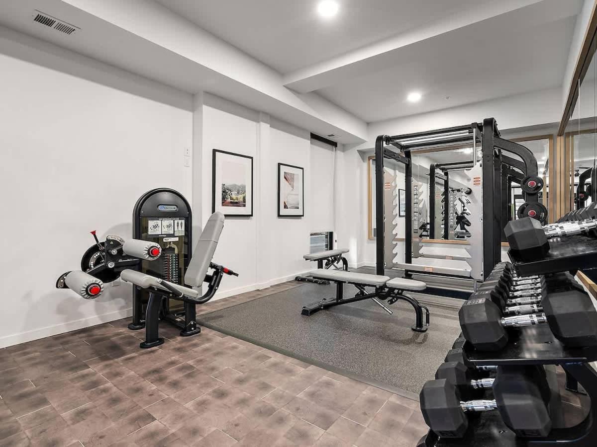 Dt, Umn, Lux 2bd Gym, Rooftop, Free Street Parking * Minneapolis