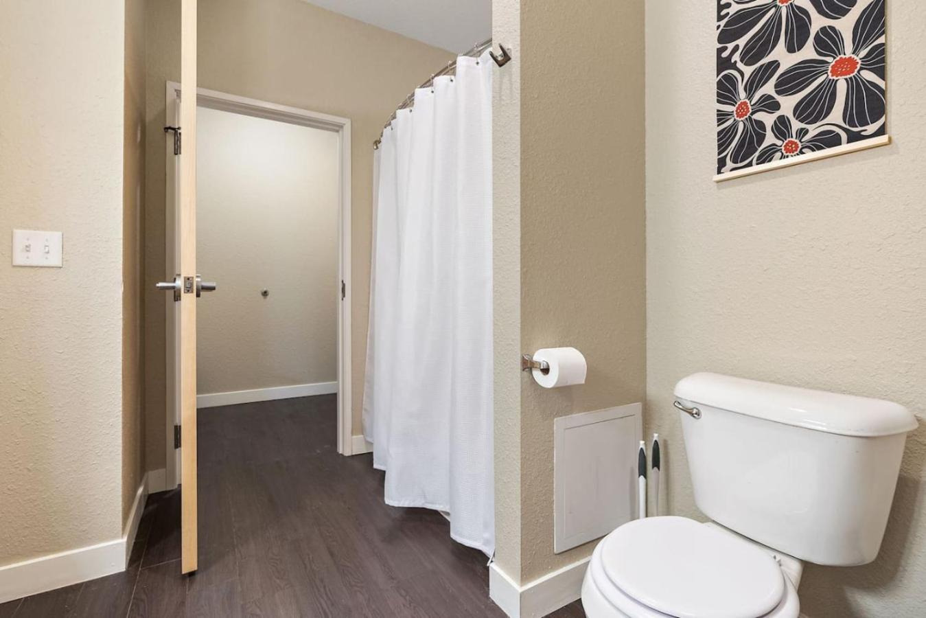 Apartment Eden Free Parking, Central, Gym Fast Wifi