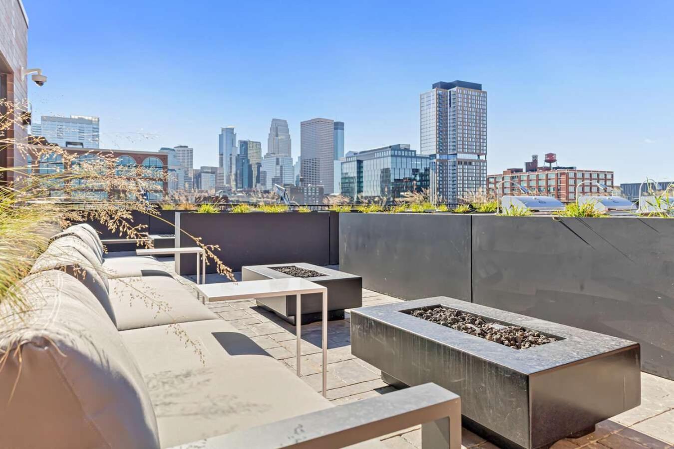 Apartment Cozysuites Nlg With Pool Bowling Alley Sauna #22 Minneapolis