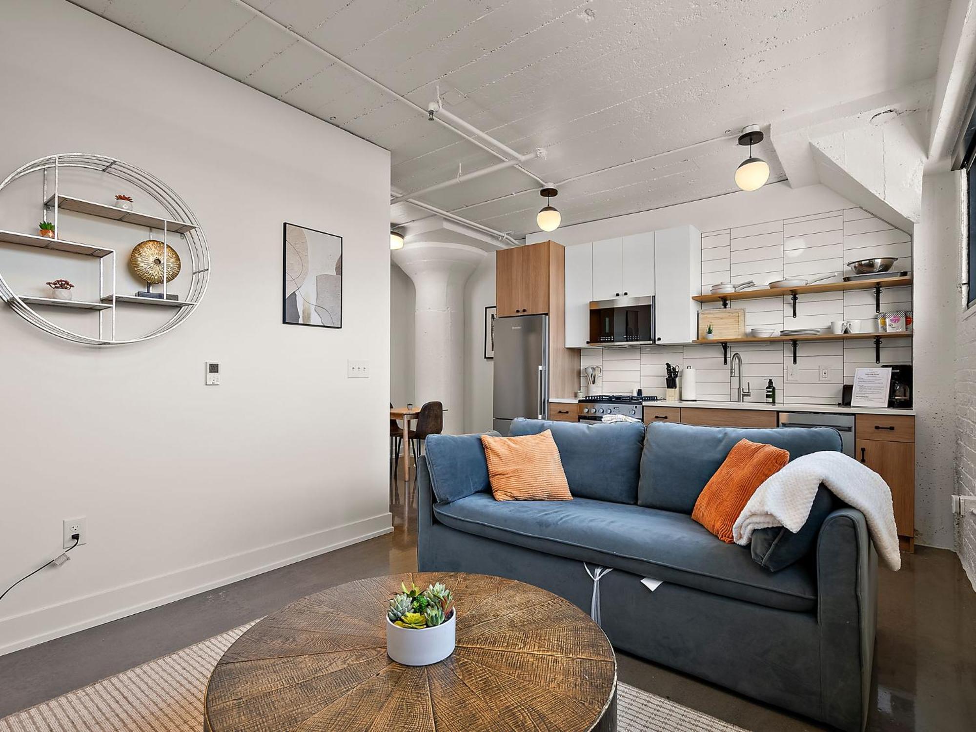 Cozysuites Nlg W Pool Bowling Alley Sauna #07 * Minneapolis