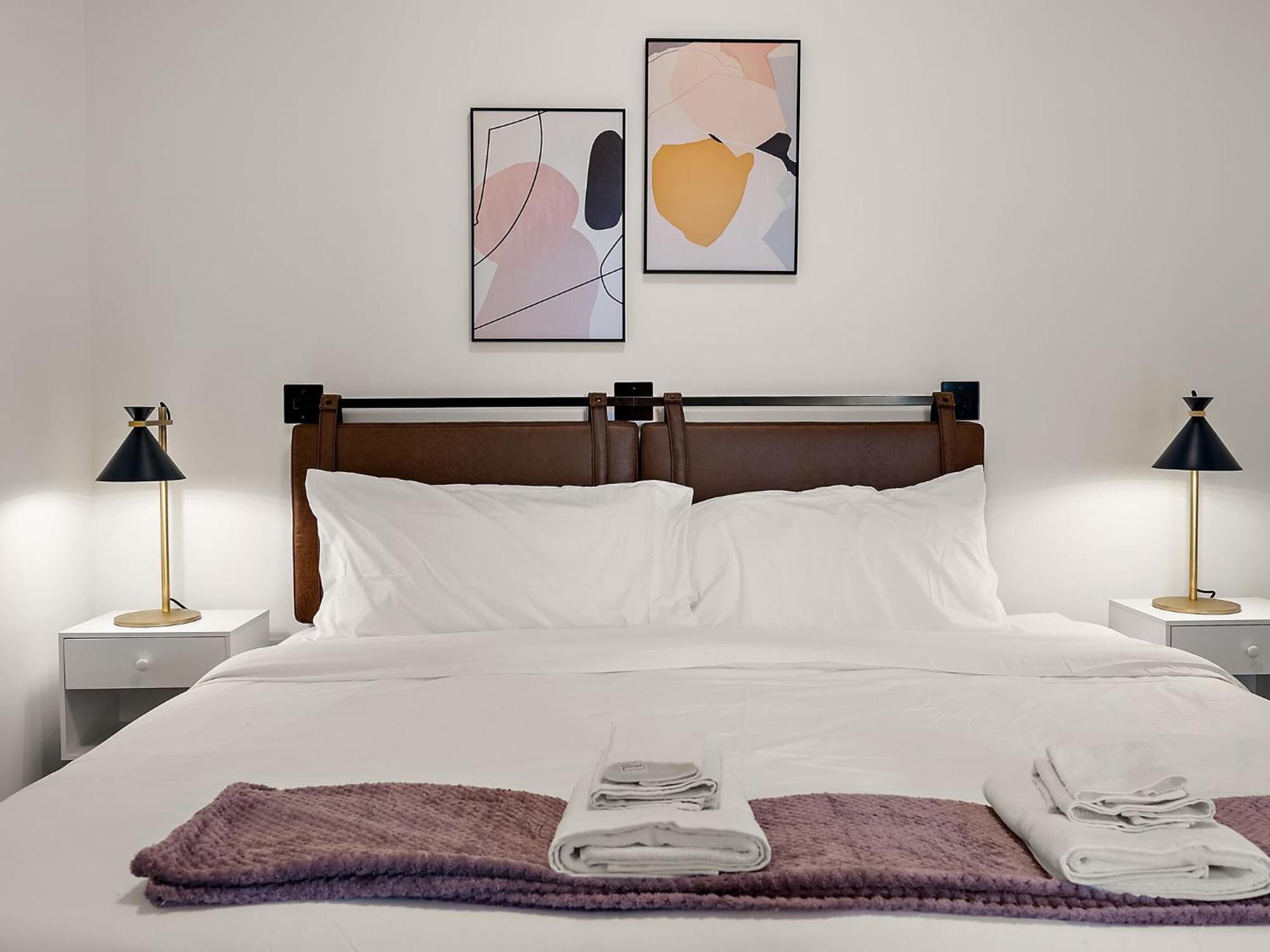 Two Cozysuites Nlg W Pool Bowling Alley Sauna #14 & 15 *