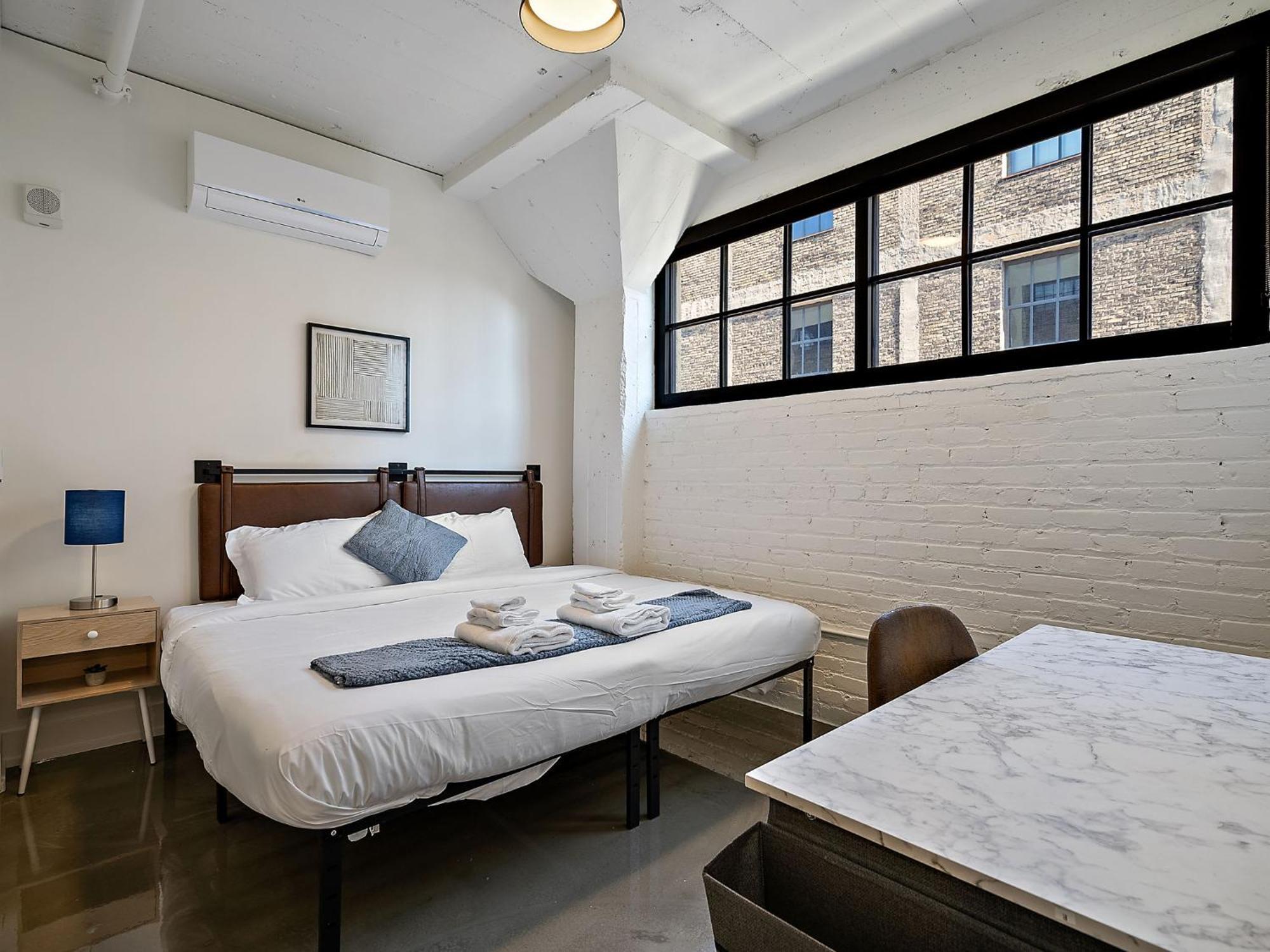 Apartment Two Cozysuites Nlg With Pool Bowling Alley Sauna #12 & 8