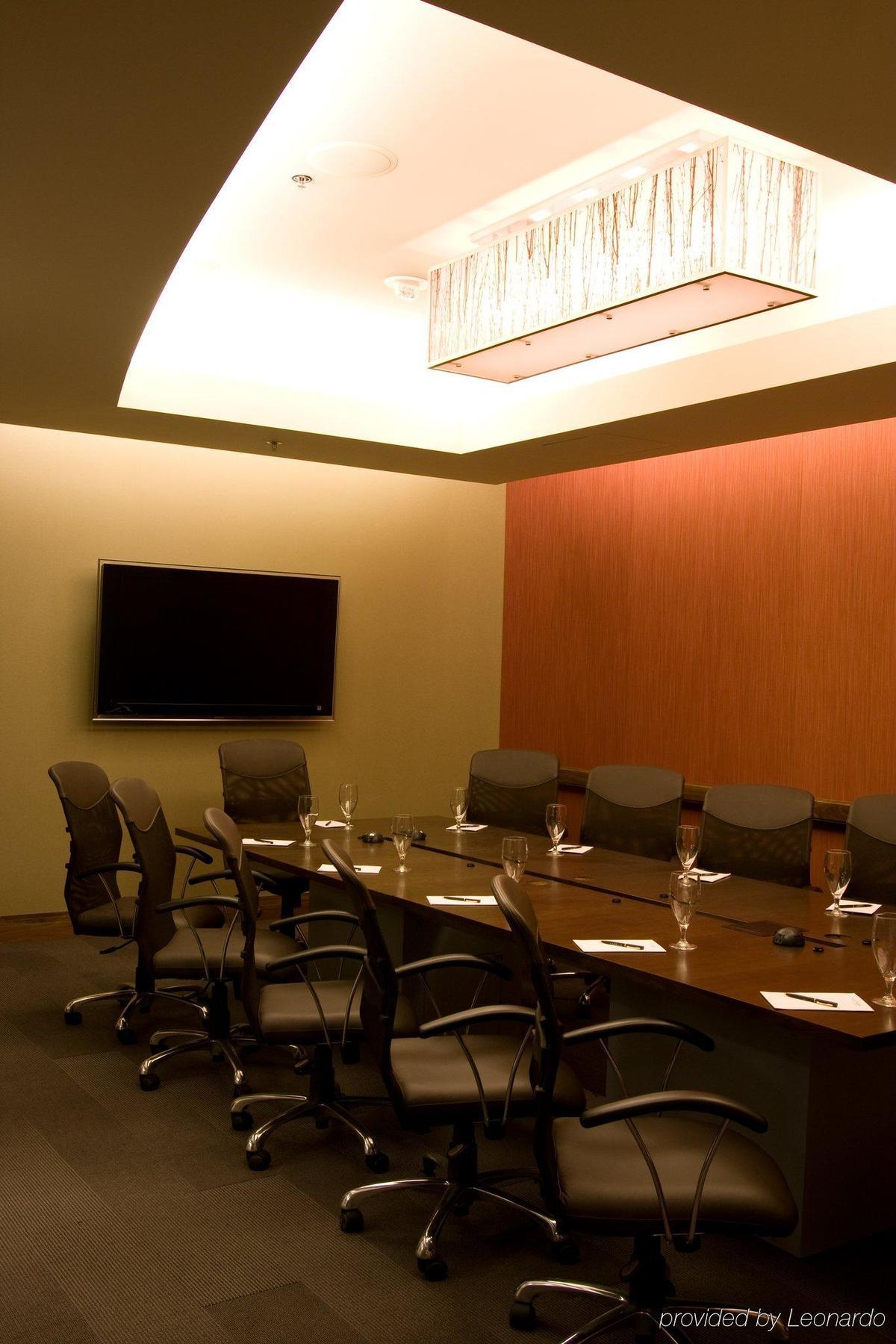 Emery Hotel, Autograph Collection Hotel 4*
