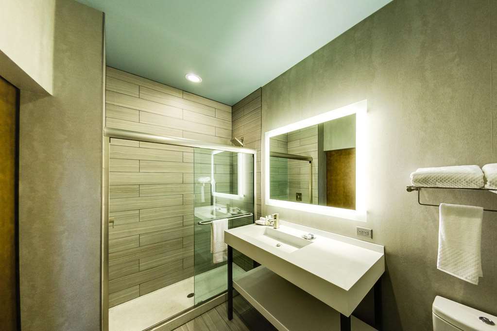 Hilton Garden - Area Hotel Minneapolis