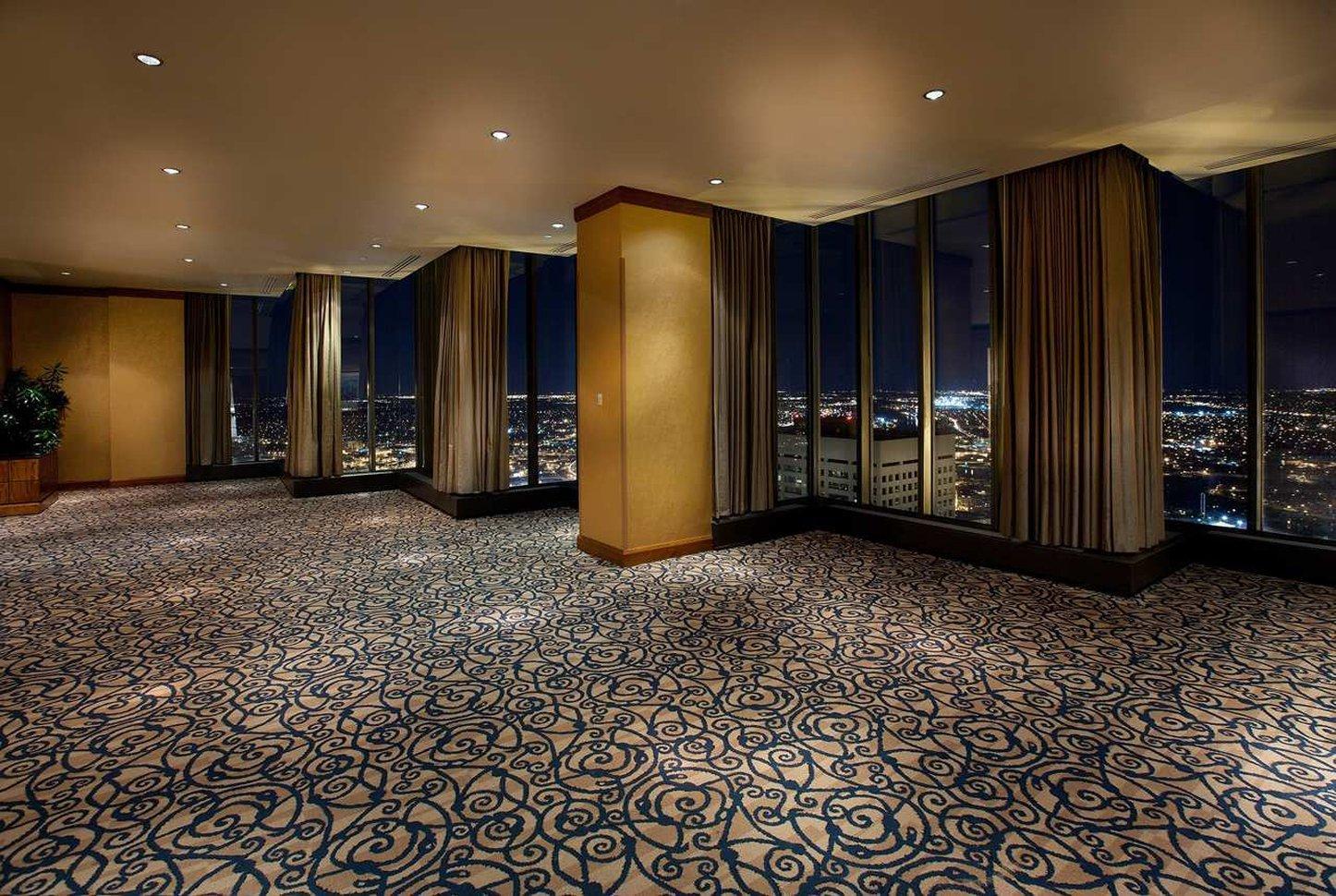 Hotel The Marquette Hotel, Curio Collection By Hilton