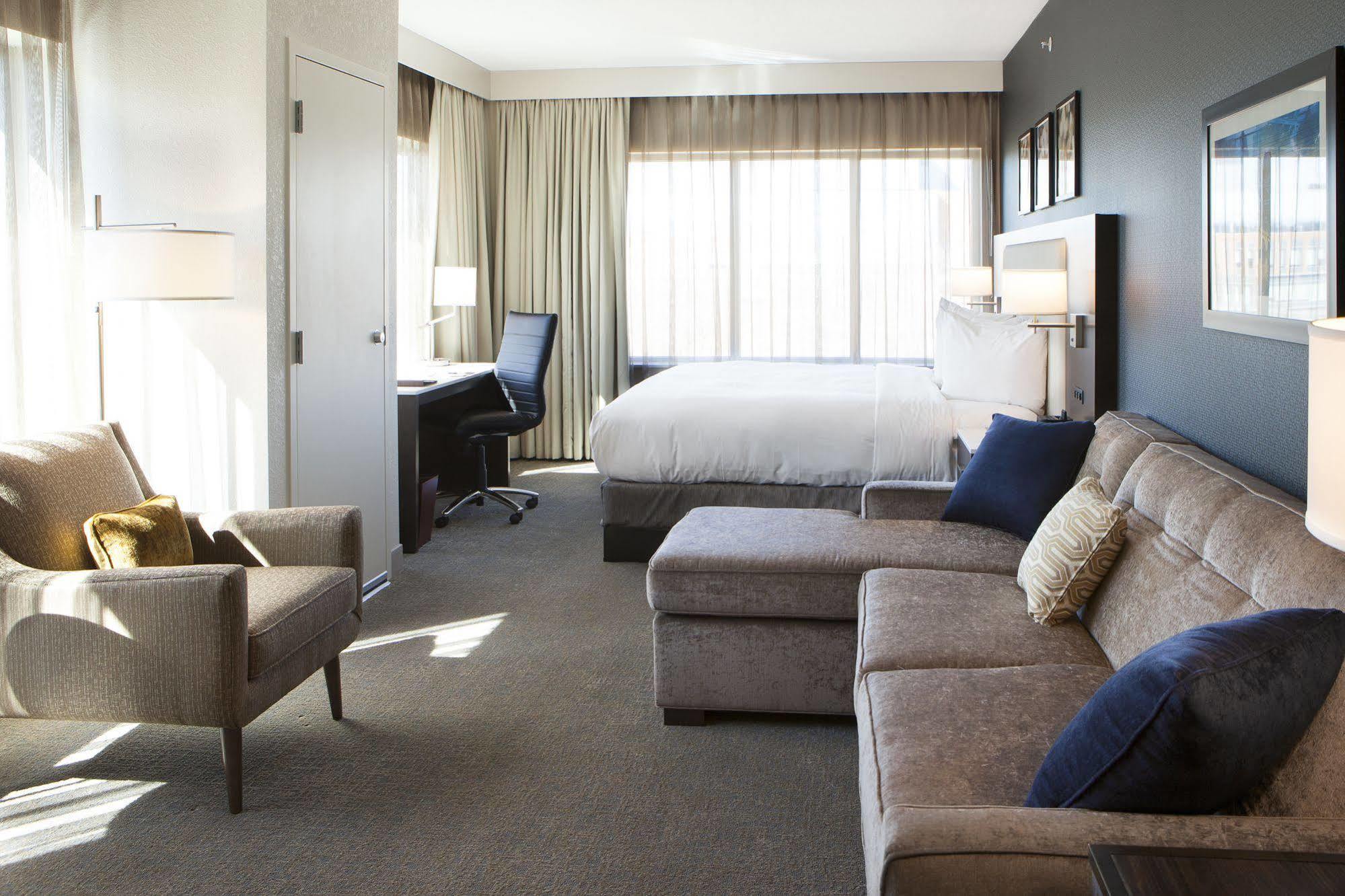 Hotel Hilton Garden - Area 3*