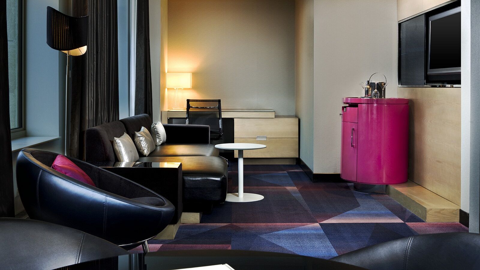 W - The Foshay Hotel Minneapolis