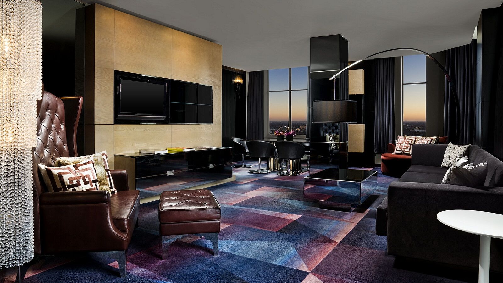 W - The Foshay Hotel