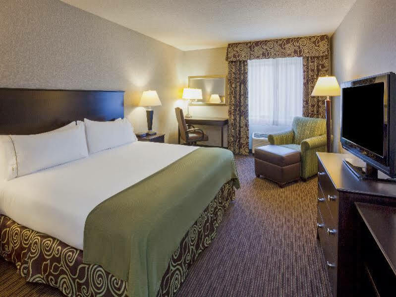 Hotel Express & Minneapolis-downtown Convention Center By Ihg 3*