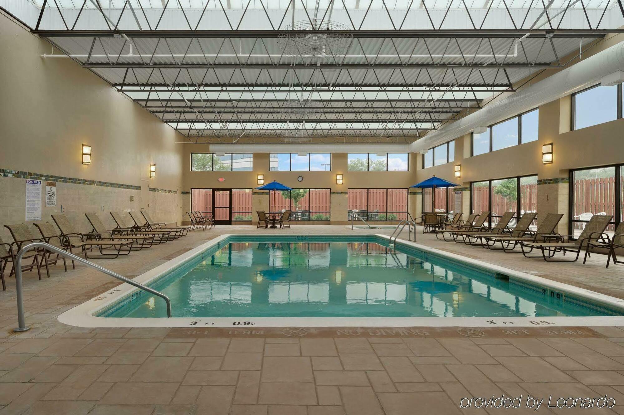 Hotel Delta By Marriott Northeast 3*