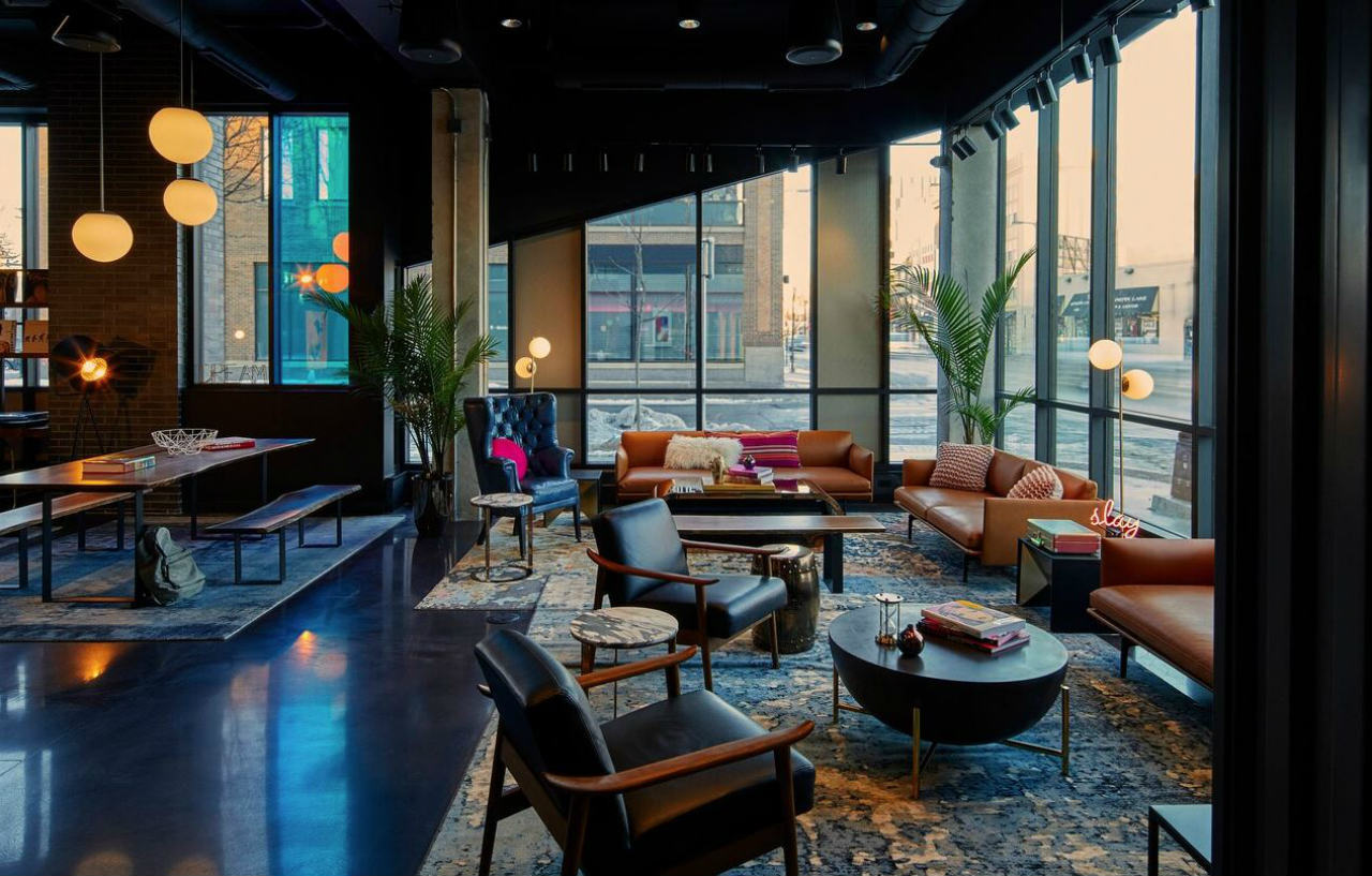 Hotel Moxy Uptown