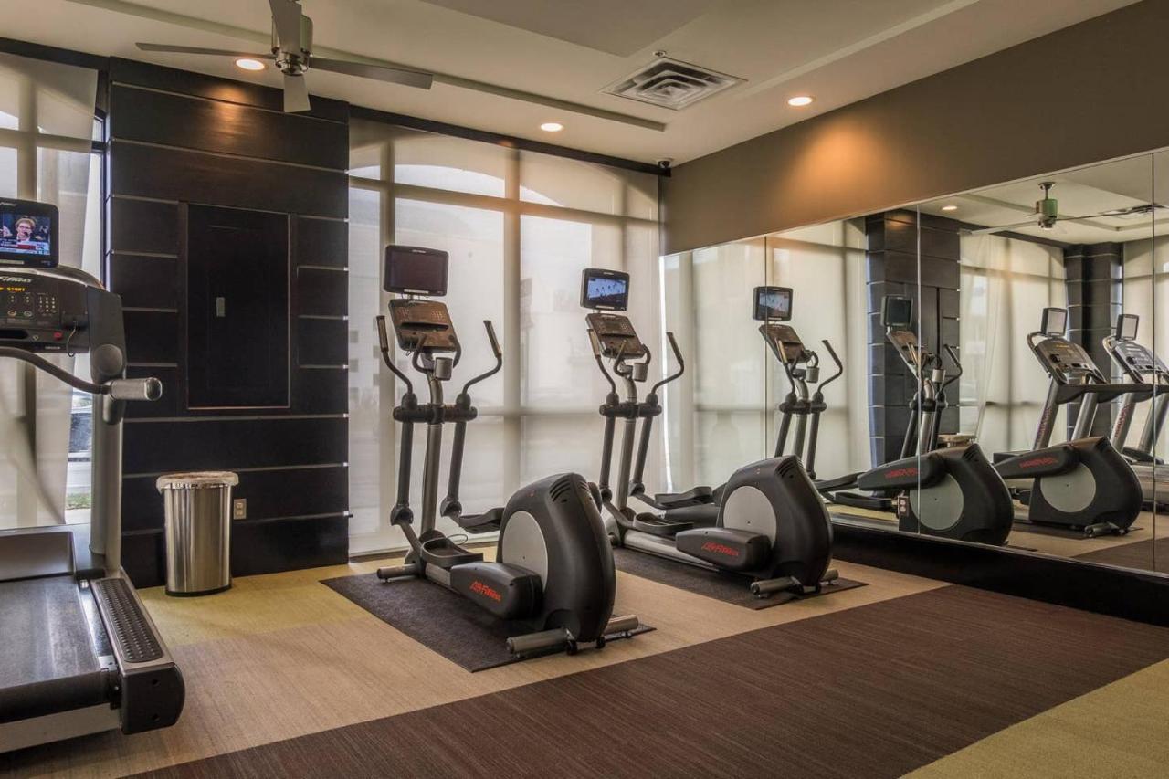 Frontdesk Grand Apts Downtown Minneapolis