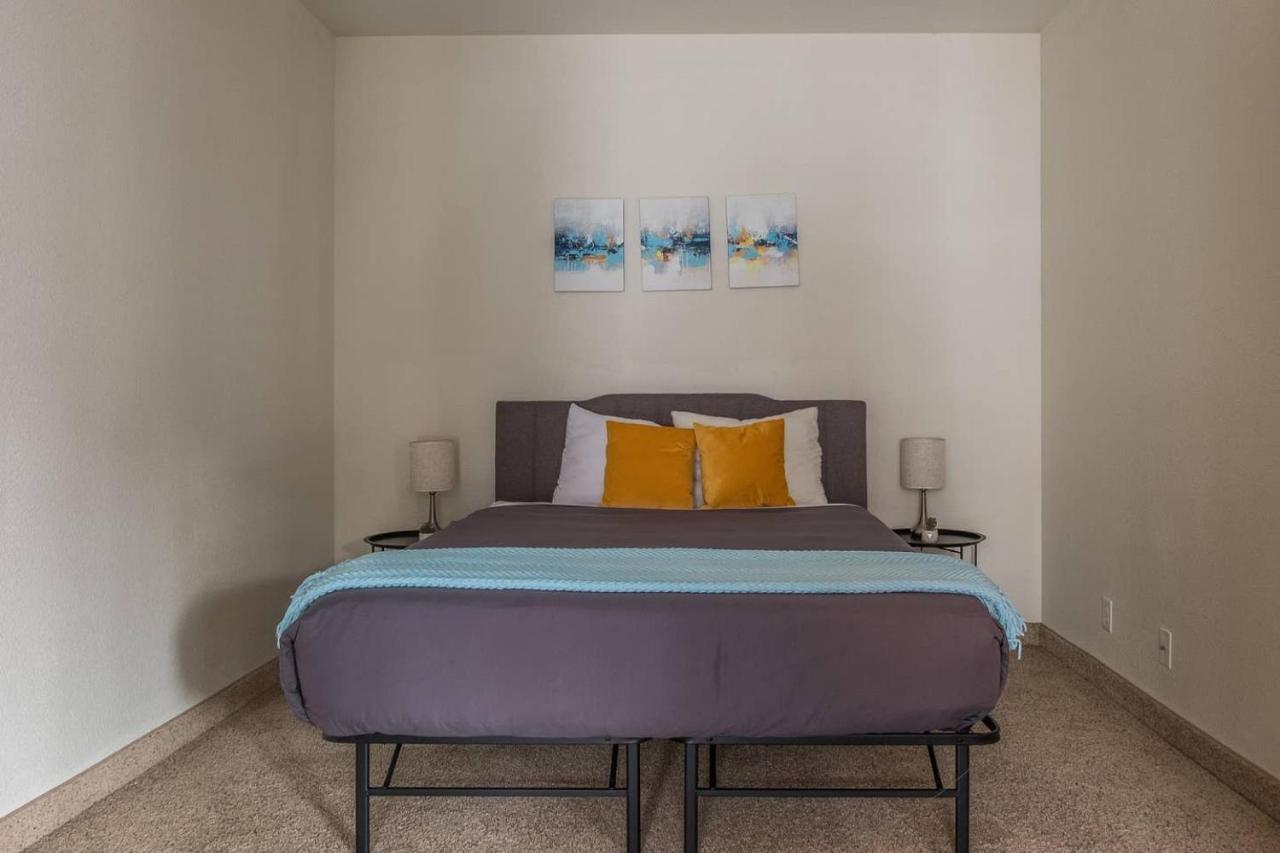 Frontdesk 2400 Elliot Ave Midtown Phillips Minneapolis Apartamento