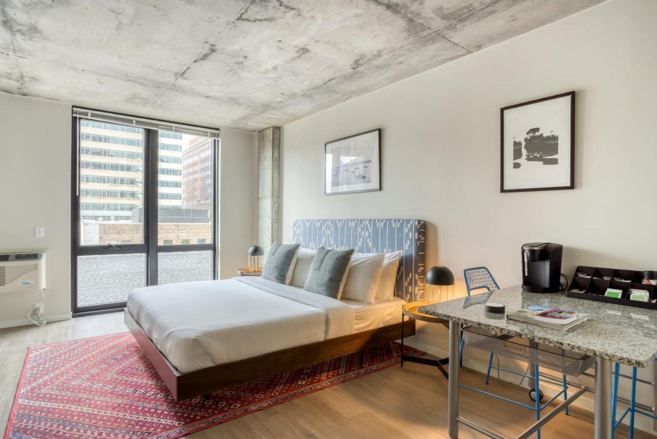 Mint House - Downtown West 4* Minneapolis