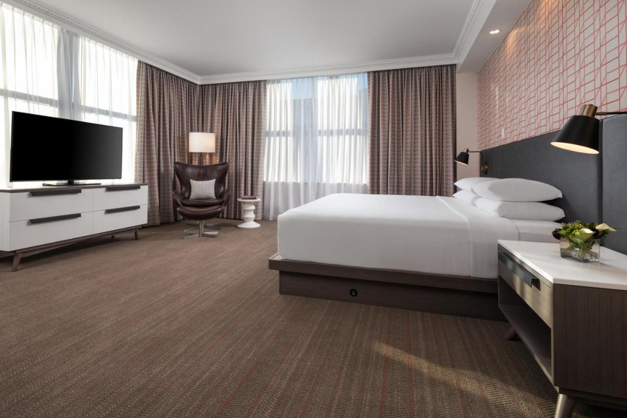 Hyatt Centric Downtown Hotel 4*
