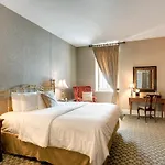 Nicollet Island Inn