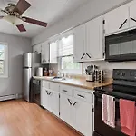 Tranquil 2Br Apt Mpls - 8075 Apt 3