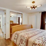 Pet-Friendly Minneapolis Apt Near Shops And Dining!
