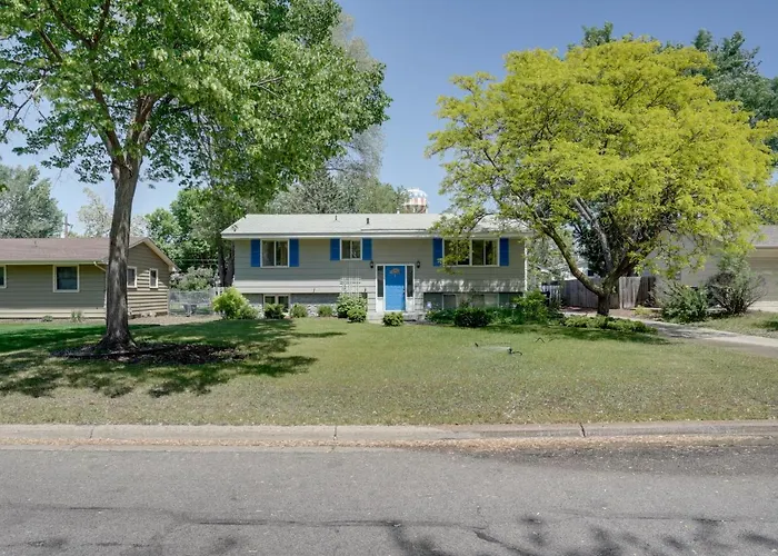 Pet-Friendly Minneapolis Apt Near Shops And Dining!